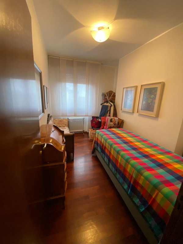 Scopri il tuo nuovo rifugio nel cuore di Chiesanuova, Padova 2000, una delle zone più ricercate d...