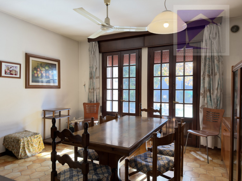 San Martino di Lupari – In posizione centrale, proponiamo in vendita casa singola inserita in lot...