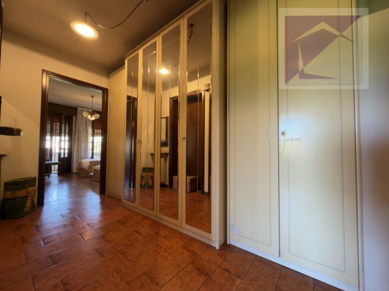 San Martino di Lupari – In posizione centrale, proponiamo in vendita casa singola inserita in lot...