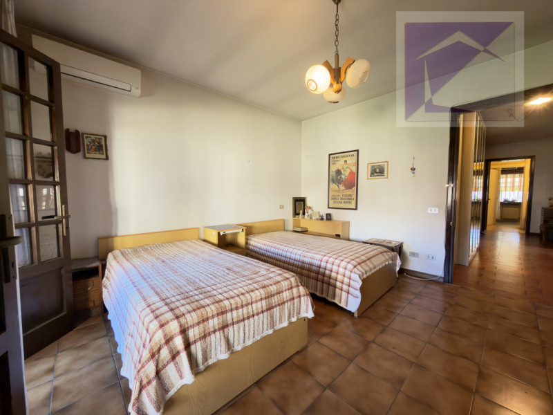 San Martino di Lupari – In posizione centrale, proponiamo in vendita casa singola inserita in lot...