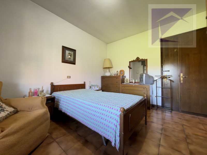 San Martino di Lupari – In posizione centrale, proponiamo in vendita casa singola inserita in lot...