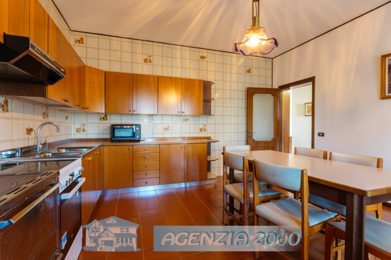 A CONSELVE GRANDE VILLA IN CAMPAGNA CON TERRENO AGRICOLO DI 8.411 MQ E MAGAZZINO RUSTICO... !!! P...