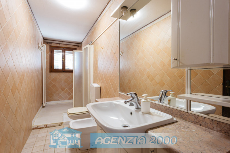 A CONSELVE GRANDE VILLA IN CAMPAGNA CON TERRENO AGRICOLO DI 8.411 MQ E MAGAZZINO RUSTICO... !!! P...