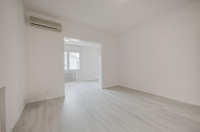 Vivere alla Ghirada: luce, comfort e tranquillità in una casa pronta da abitare
In una delle zone...