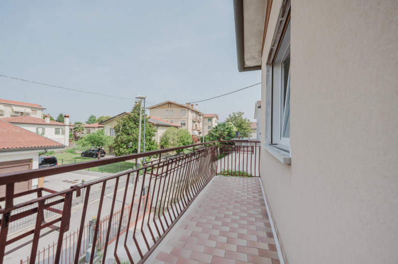 Vivere alla Ghirada: luce, comfort e tranquillità in una casa pronta da abitare
In una delle zone...