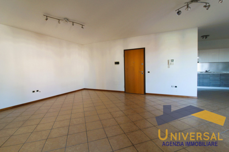 LIBERO DA SUBITO - Elegante appartamento quadrilocale situato nel cuore di San Giorgio delle Pert...