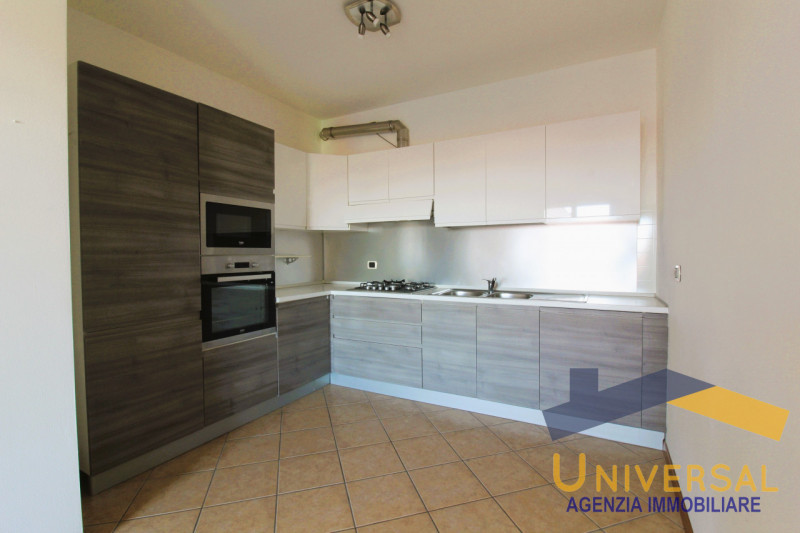 LIBERO DA SUBITO - Elegante appartamento quadrilocale situato nel cuore di San Giorgio delle Pert...