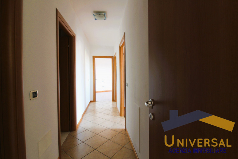 LIBERO DA SUBITO - Elegante appartamento quadrilocale situato nel cuore di San Giorgio delle Pert...