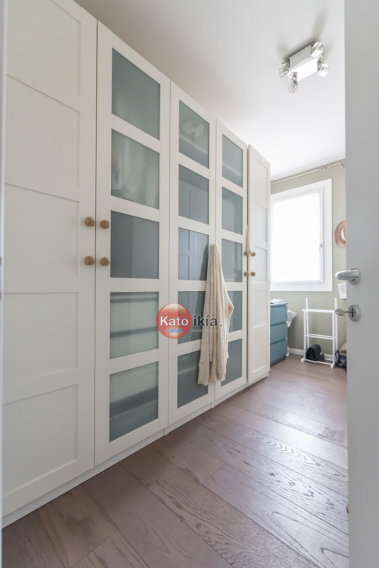 In pieno centro a Creazzo proponiamo porzione di bifamiliare completamente ristrutturata, elegant...