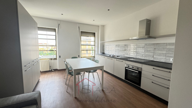 PADOVA - LARGO EUROPA
N. 2 APPARTAMENTI DI 200 MQ CIASCUNO PER INVESTIMENTO - GIA' LOCATI A STUDE...