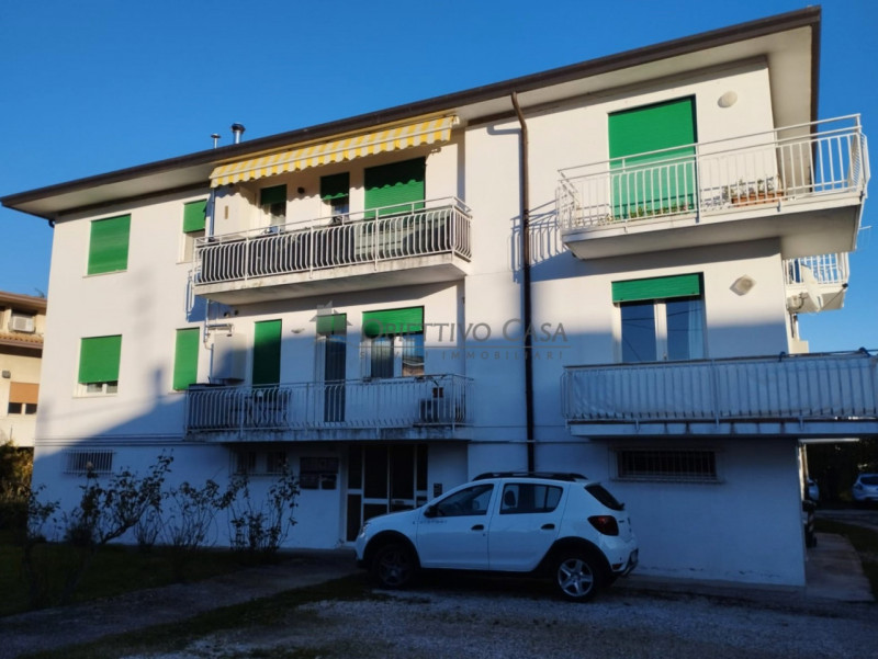Rif. TO118 - Torreglia (PD) – Proponiamo in vendita un accogliente appartamento in una piccola pa...