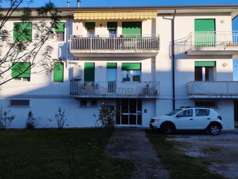 Rif. TO127 - Torreglia (PD) – Proponiamo in vendita un accogliente appartamento in una piccola pa...