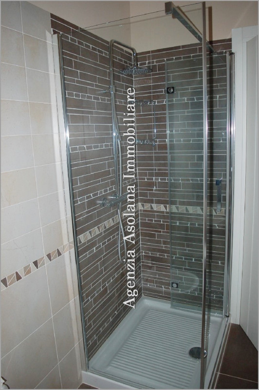 Appartamento in affitto a Maser. In posizione panoramica su palazzina di pregio e di recente cost...