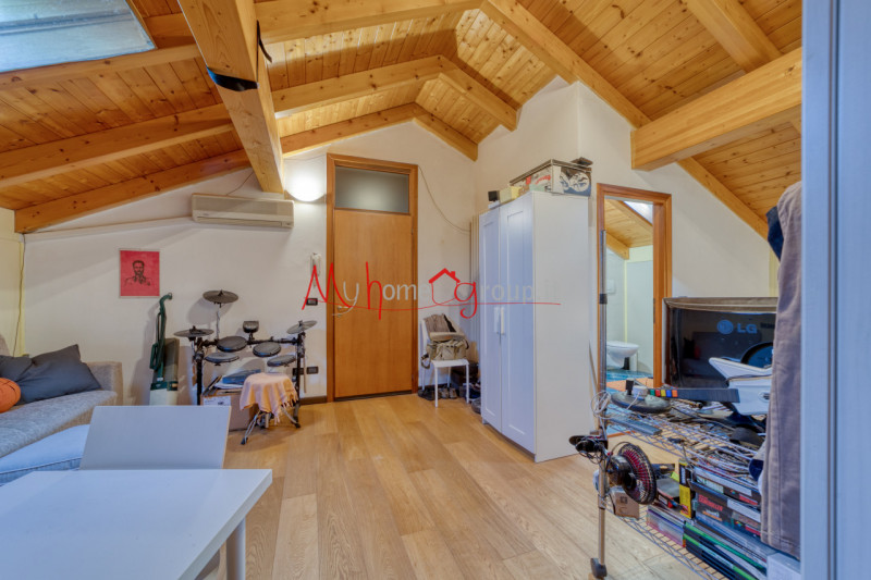 PADOVA ZONA PALTANA - In piccolo condominio, appartamento disposto su due piani in zona interna e...