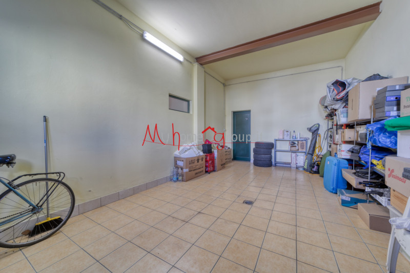 PADOVA ZONA PALTANA - In piccolo condominio, appartamento disposto su due piani in zona interna e...