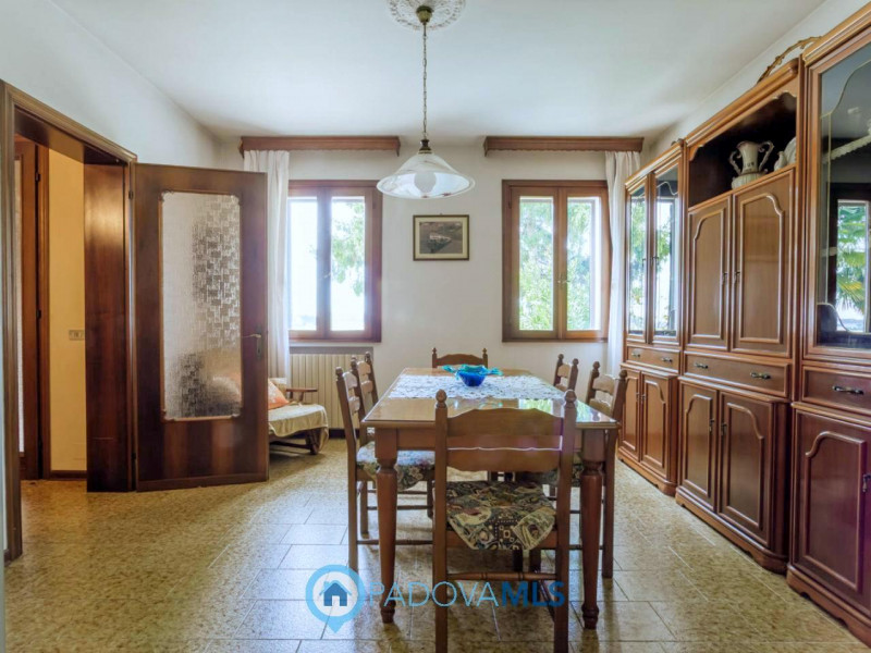 Immobile in esclusiva al Gruppo Padova MLS

Immersa nel verde ma comodamente vicina al centro del...