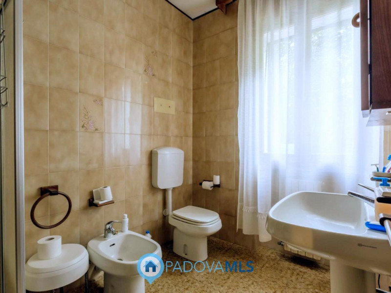 Immobile in esclusiva al Gruppo Padova MLS

Immersa nel verde ma comodamente vicina al centro del...