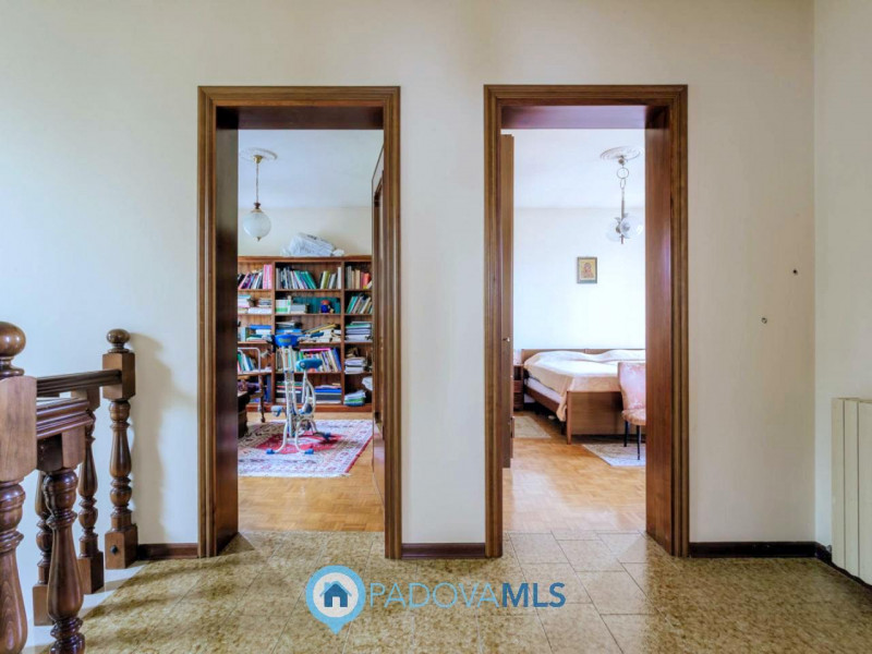 Immobile in esclusiva al Gruppo Padova MLS

Immersa nel verde ma comodamente vicina al centro del...