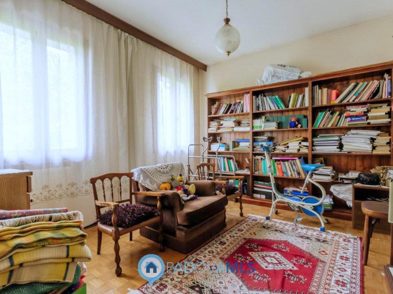 Immobile in esclusiva al Gruppo Padova MLS

Immersa nel verde ma comodamente vicina al centro del...