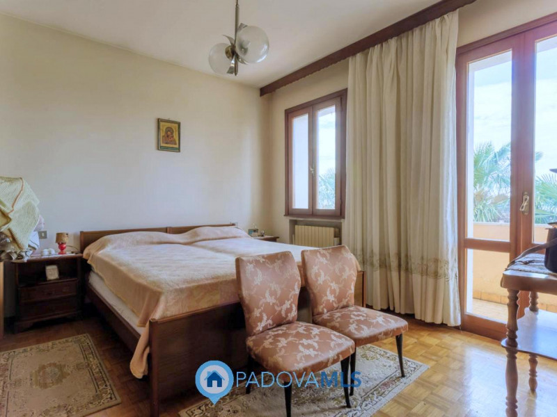 Immobile in esclusiva al Gruppo Padova MLS

Immersa nel verde ma comodamente vicina al centro del...