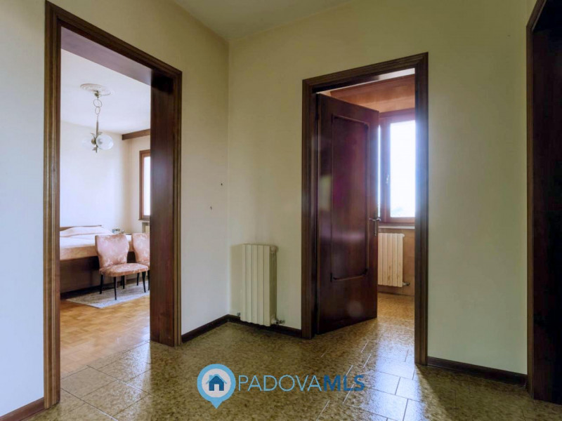 Immobile in esclusiva al Gruppo Padova MLS

Immersa nel verde ma comodamente vicina al centro del...