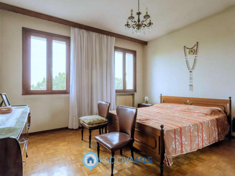 Immobile in esclusiva al Gruppo Padova MLS

Immersa nel verde ma comodamente vicina al centro del...