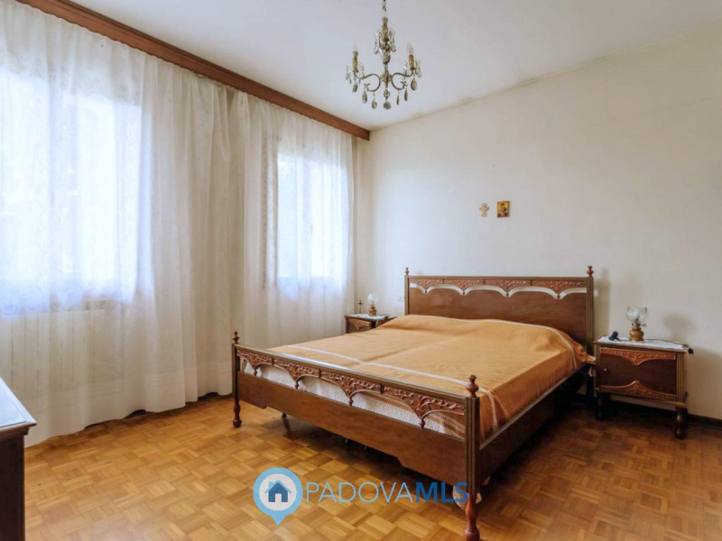 Immobile in esclusiva al Gruppo Padova MLS

Immersa nel verde ma comodamente vicina al centro del...