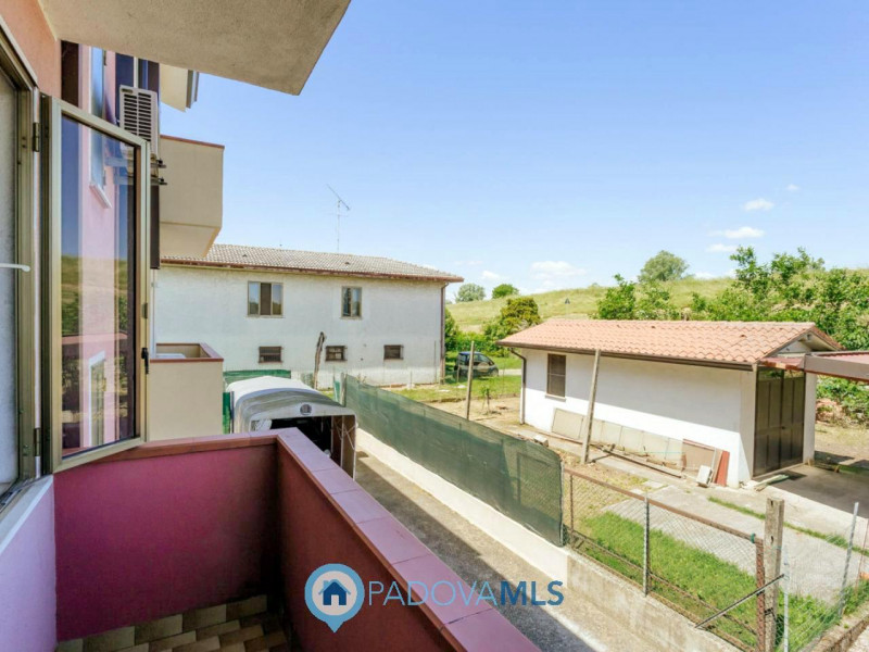 Immobile in esclusiva al Gruppo Padova MLS

In una tranquilla zona residenziale del Comune di San...