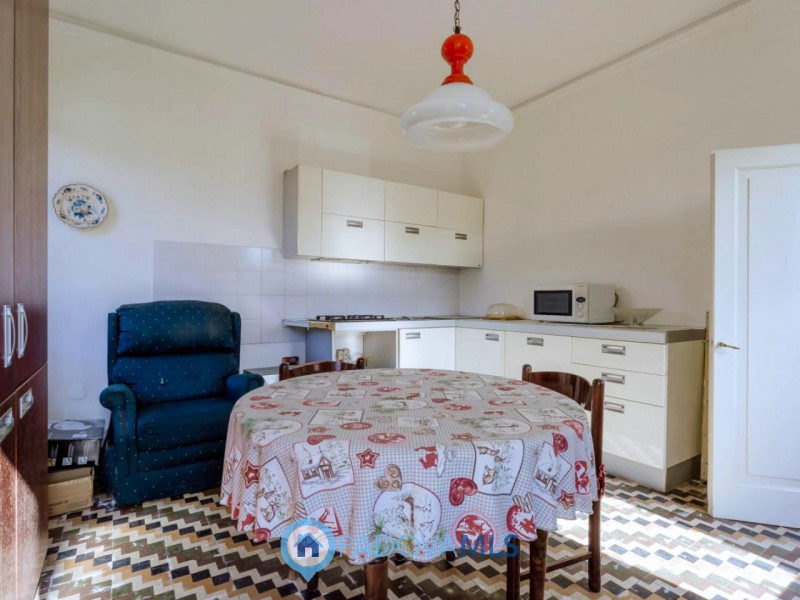 Immobile in esclusiva al Gruppo Padova MLS

Nel centro di Agna, proponiamo in vendita una casa si...