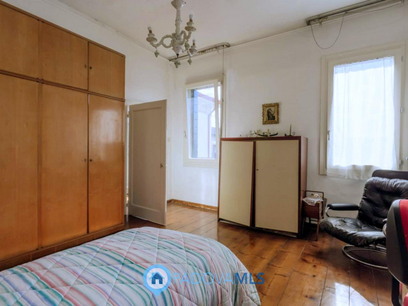 Immobile in esclusiva al Gruppo Padova MLS

Nel centro di Agna, proponiamo in vendita una casa si...