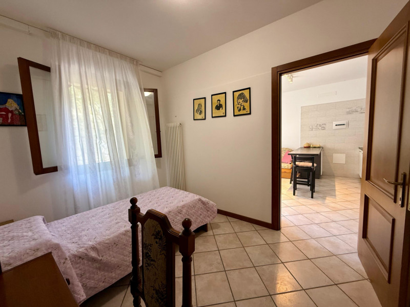 COMPOSIZIONE:
Appartamento per affitti brevi, in bellissimo complesso agrituristico, sito al pian...