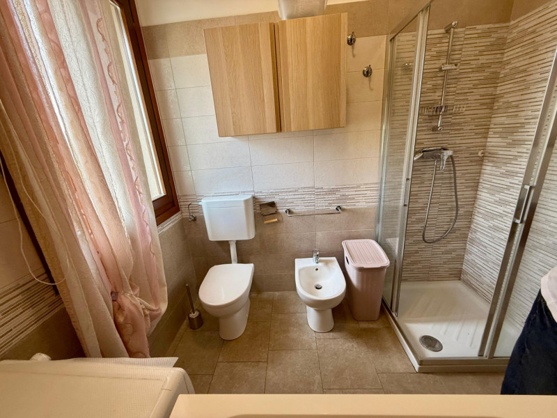 COMPOSIZIONE:
Appartamento per affitti brevi, in bellissimo complesso agrituristico, sito al pian...