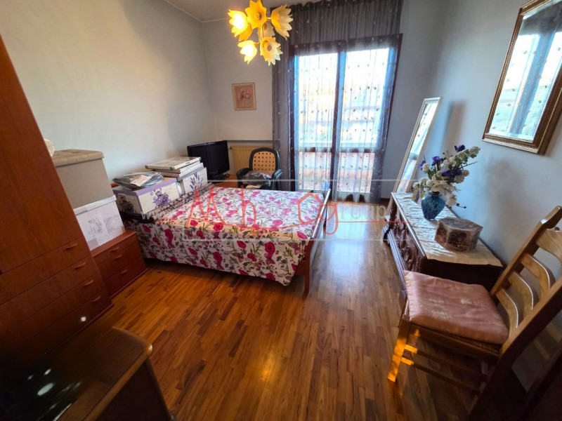 SACCOLONGO - (Rif.V359-s) - Scopri questa straordinaria villa situata nel cuore di Saccolongo, un...