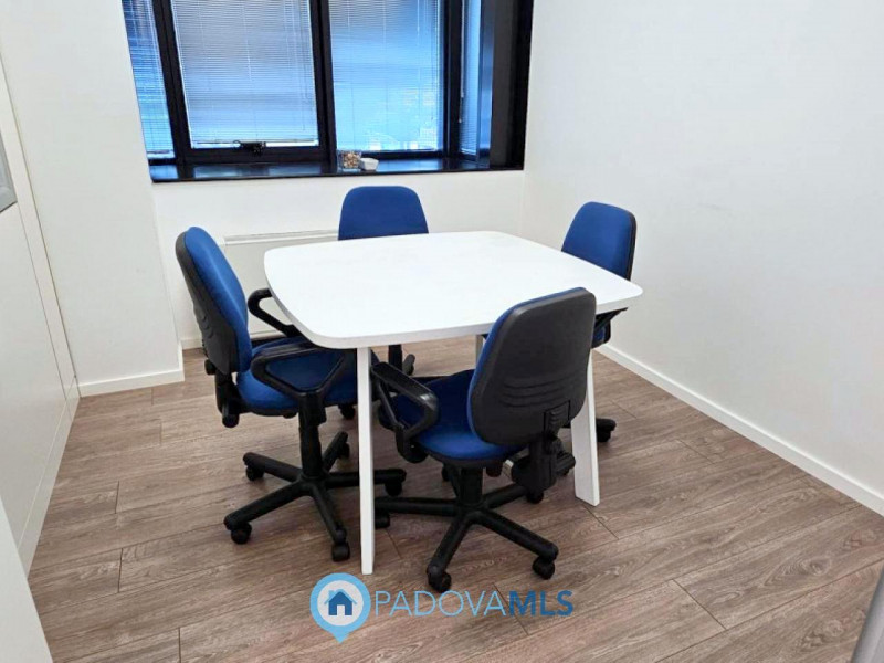 Immobile in esclusiva al Gruppo Padova MLS

PADOVA Zona Industriale Est. Scopri questo spazioso u...