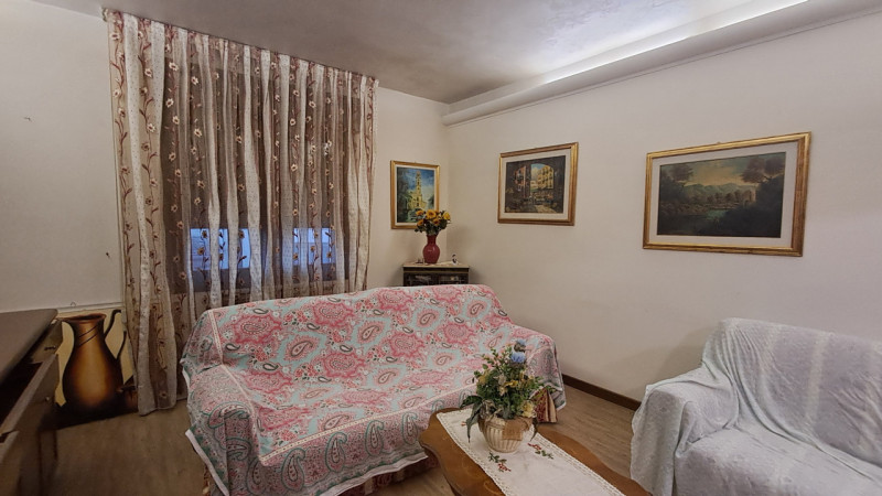 Scopri la tua nuova casa a Grisignano di Zocco! Proponiamo in vendita una splendida porzione di b...