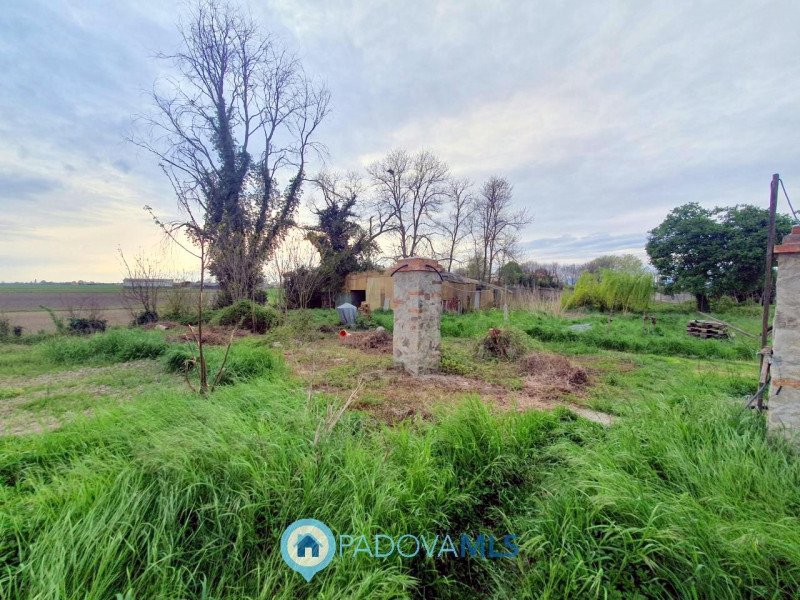 Immobile in esclusiva al Gruppo Padova MLS

A Pozzonovo, porzione di bifamiliare al grezzo con am...