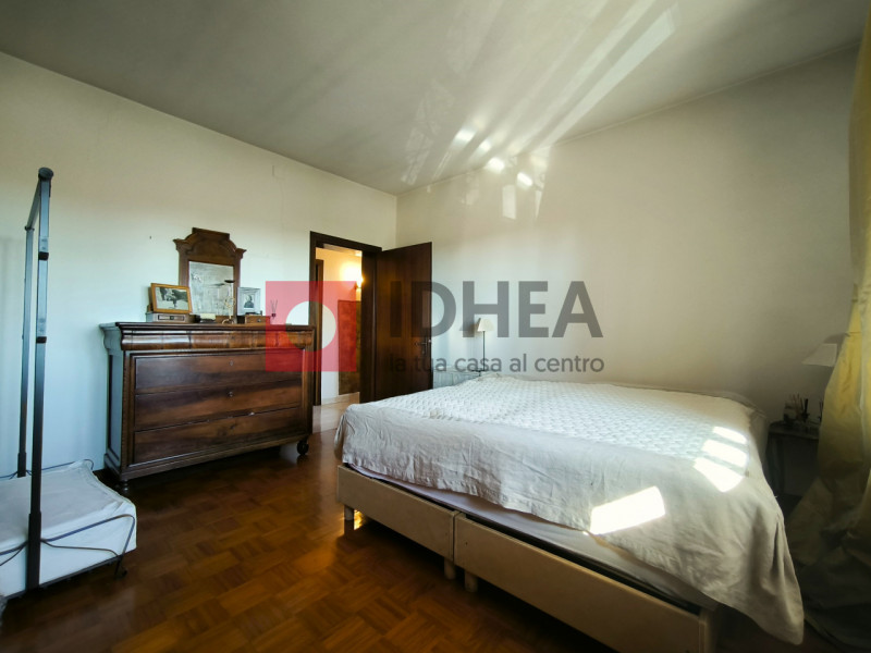 TREVISO SANT'ANGELO RIF. "UTA1"

A 5 minuti dal centro cittadino, proponiamo in vendita casa sing...