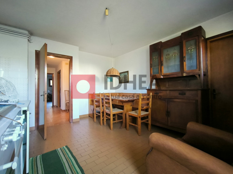 TREVISO SANT'ANGELO RIF. "UTA1"

A 5 minuti dal centro cittadino, proponiamo in vendita casa sing...