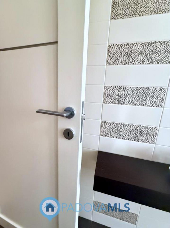 Immobile in esclusiva al Gruppo Padova MLS

PONSO: paesino a 5 km da Este, contesto silenzioso ed...