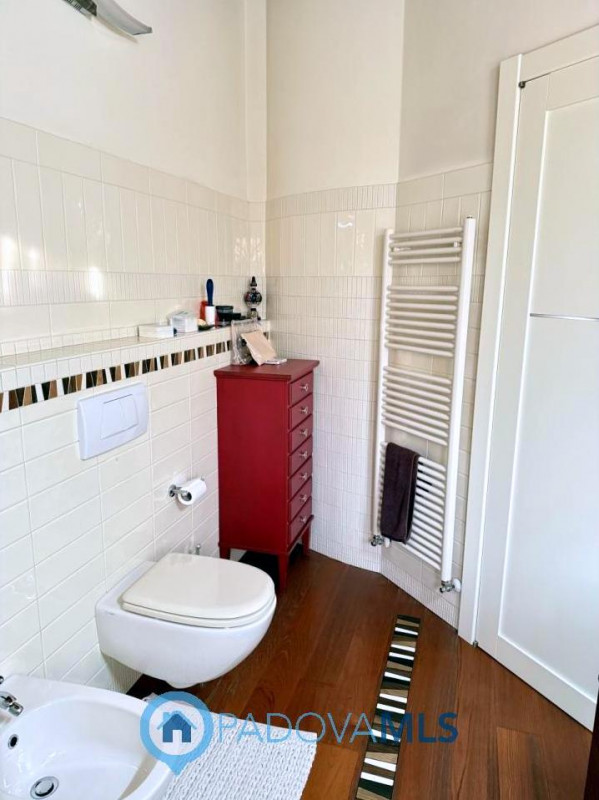 Immobile in esclusiva al Gruppo Padova MLS

PONSO: paesino a 5 km da Este, contesto silenzioso ed...