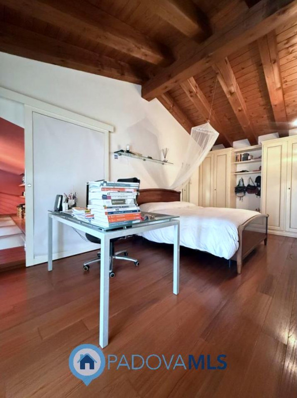 Immobile in esclusiva al Gruppo Padova MLS

PONSO: paesino a 5 km da Este, contesto silenzioso ed...