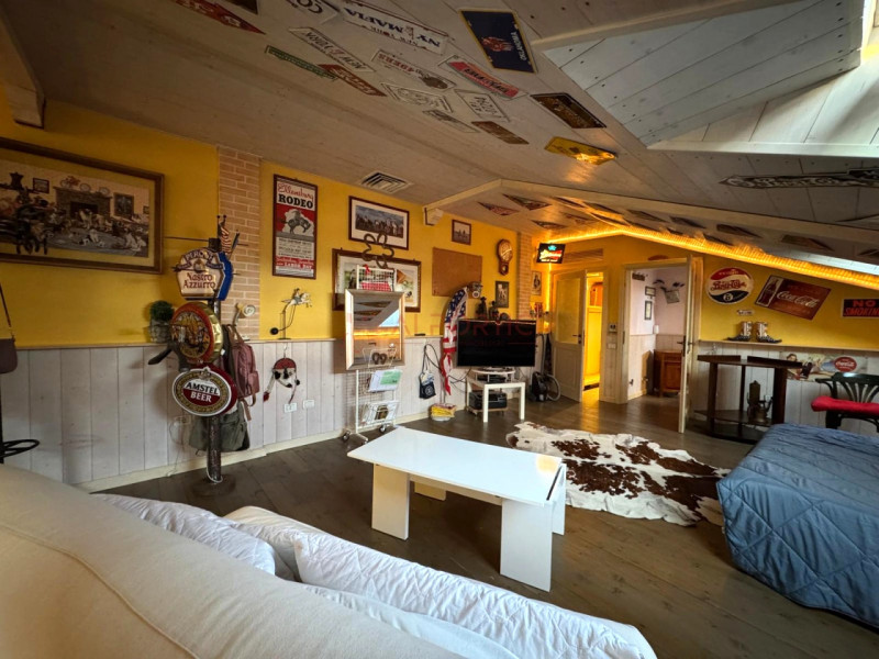 PIOVE DI SACCO centro storico - MANSARDA COMPLETAMENTE ARREDATA con moltissima cura e personalità...