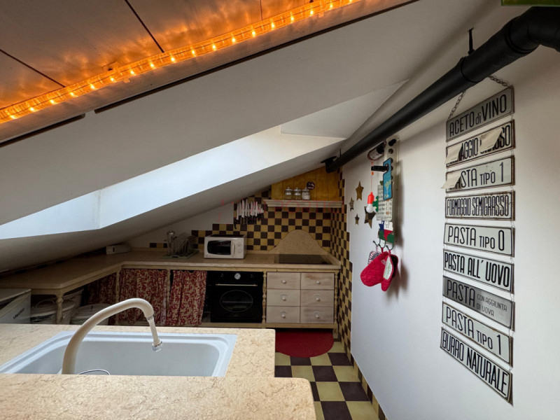 PIOVE DI SACCO centro storico - MANSARDA COMPLETAMENTE ARREDATA con moltissima cura e personalità...