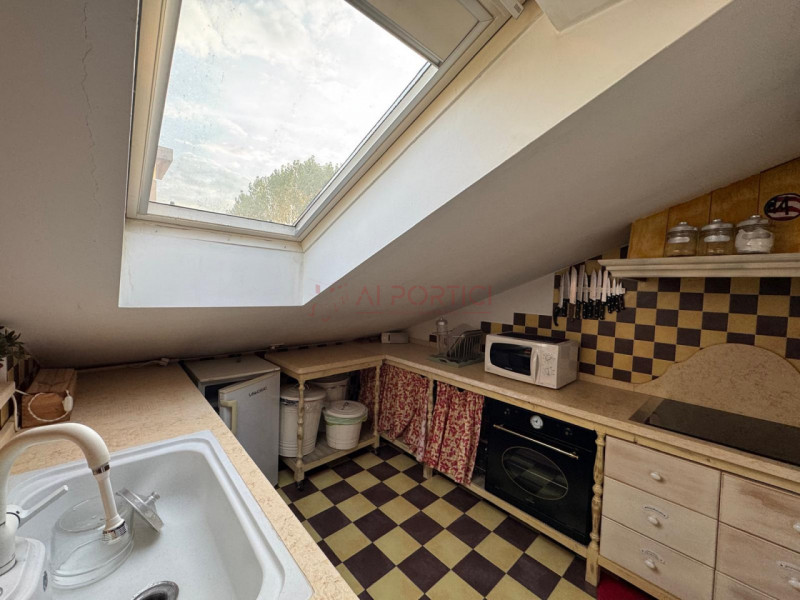 PIOVE DI SACCO centro storico - MANSARDA COMPLETAMENTE ARREDATA con moltissima cura e personalità...