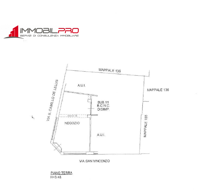 A Thiene, in posizione comoda tra Thiene e Zanè, proponiamo in vendita negozio di 55 mq commercia...