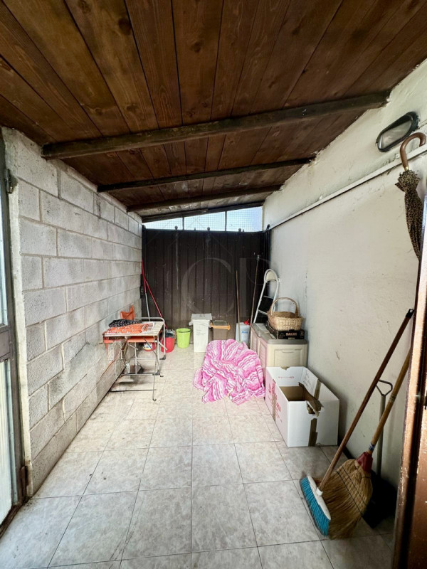 Nel cuore di Monteortone, in una zona residenziale tranquilla e ben servita, proponiamo in vendit...