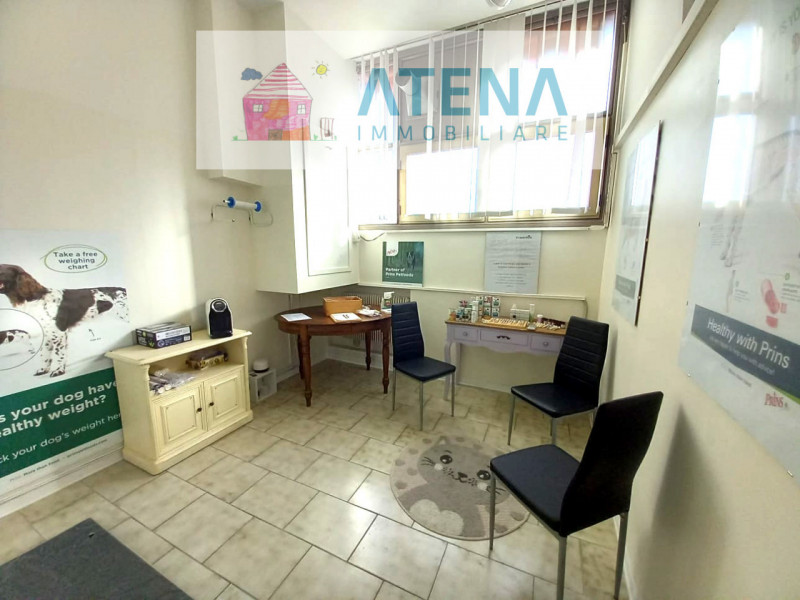 rif. 25660

MONTEGROTTO TERME

A Montegrotto, in zona centrale di frequente passaggio e con molte...