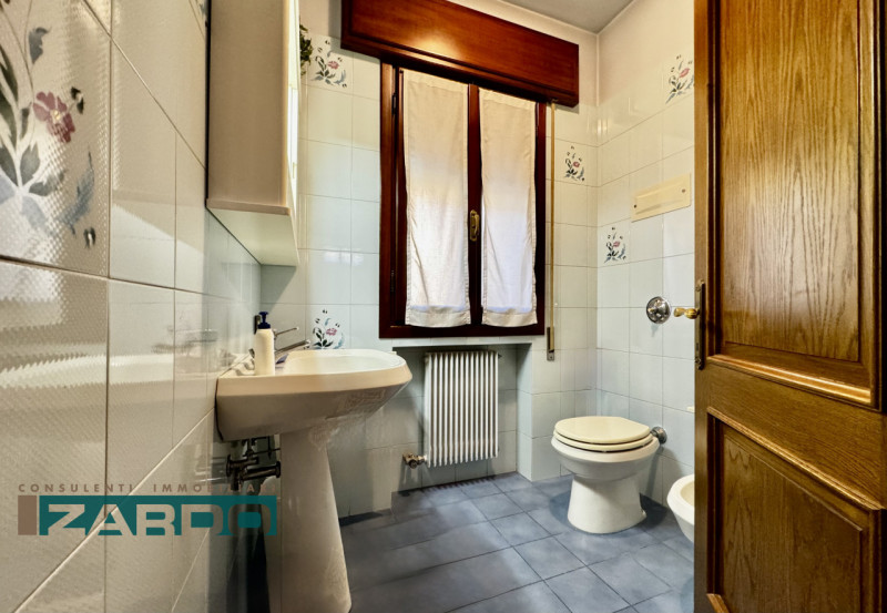 Rif. C-227 NE ( per info 350 5383983 | Giacomo )

In centro a Villa d’Asolo, con suggestiva vista...