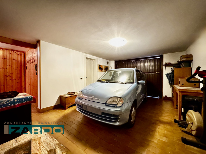 Rif. C-227 NE ( per info 350 5383983 | Giacomo )

In centro a Villa d’Asolo, con suggestiva vista...