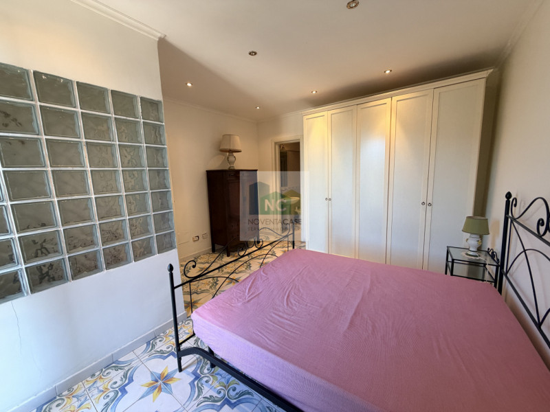 Scopri la tua nuova casa nel cuore di Casamicciola Terme! Proponiamo in vendita una splendida por...